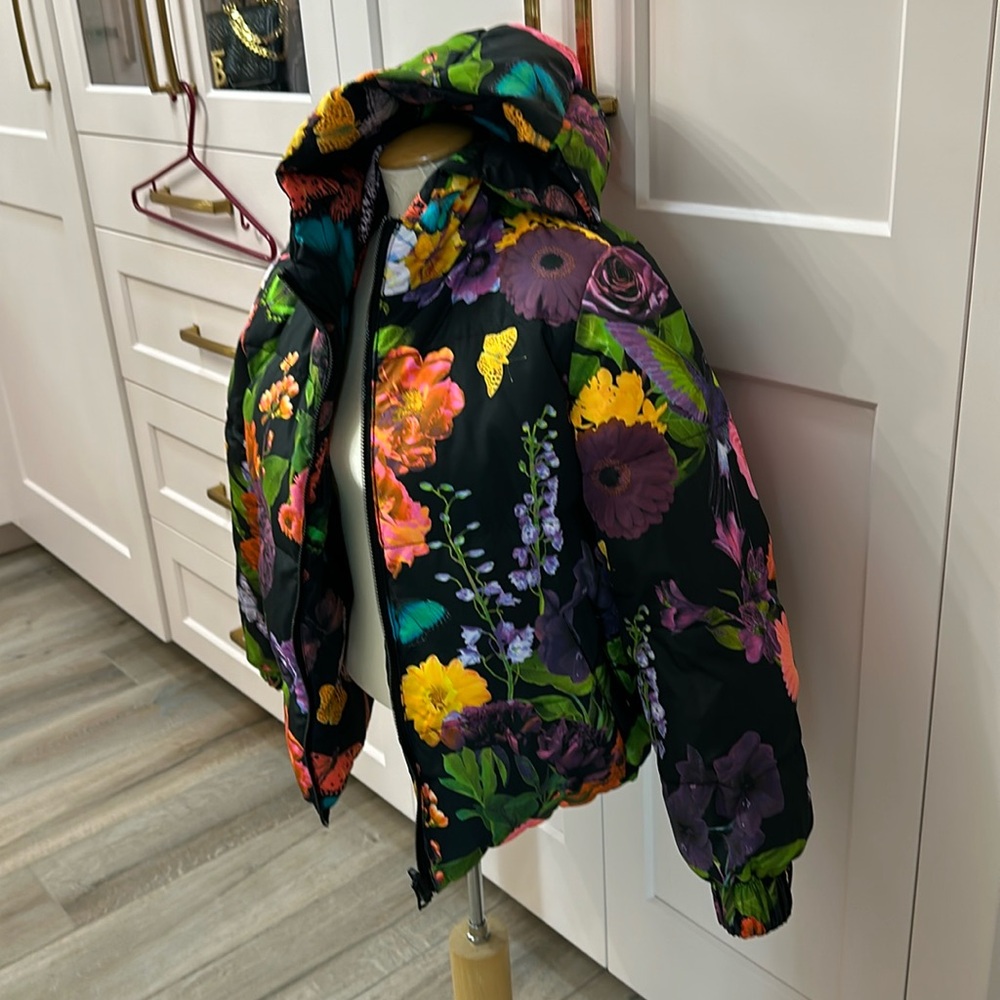 Alice & Olivia Down bomber reversible floral and butterflies. S